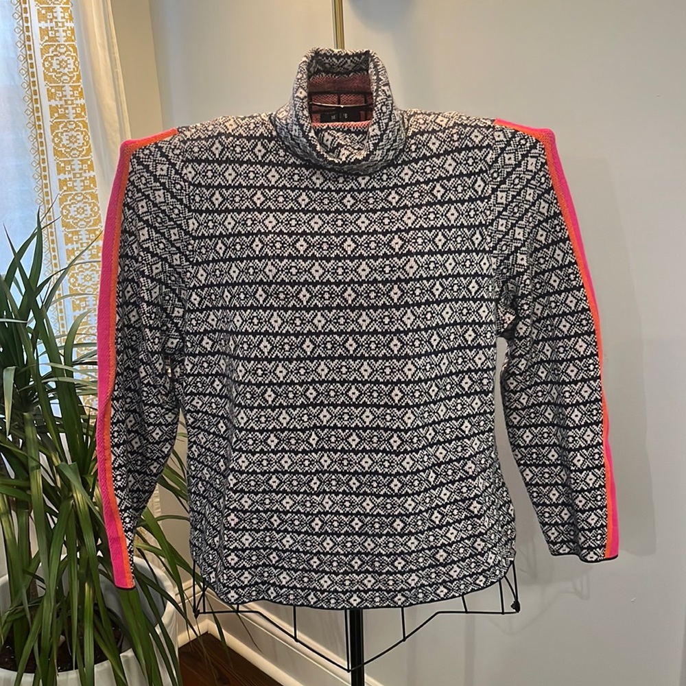 Anthropologie Mauve Turtle neck sweater. Size 1x